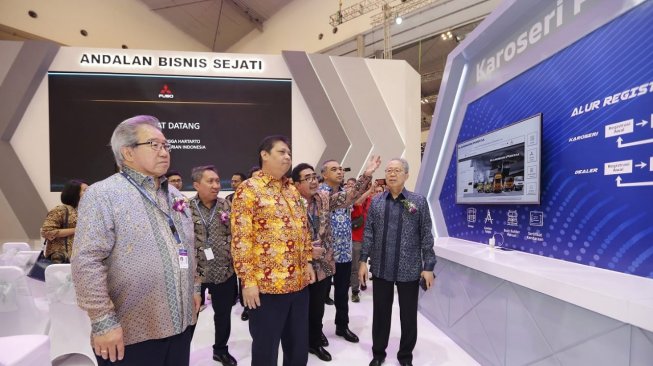 KTB  Sosialisasi  Karoseri  Portal  Mitsubishi  Fuso  Selama  GIIAS  2019