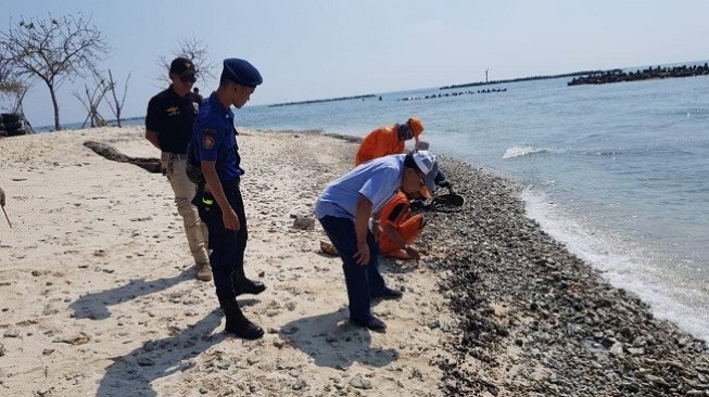 Pulau Seribu Tercemar Minyak Pertamina, Nelayan: Ikan Tetap Banyak