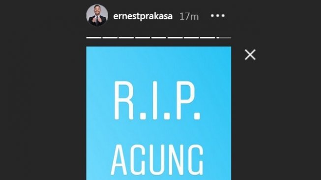Ernest Prakasa menyampaikan kabar Agung Hercules meninggal dunia. [Instagram]