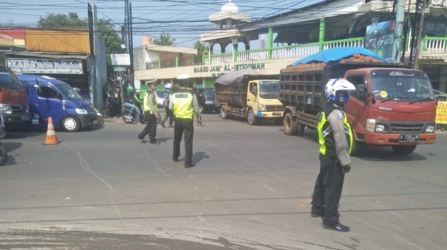 Transformer Sering Lewat Jembatan Mampang, Wali Kota Depok Geram