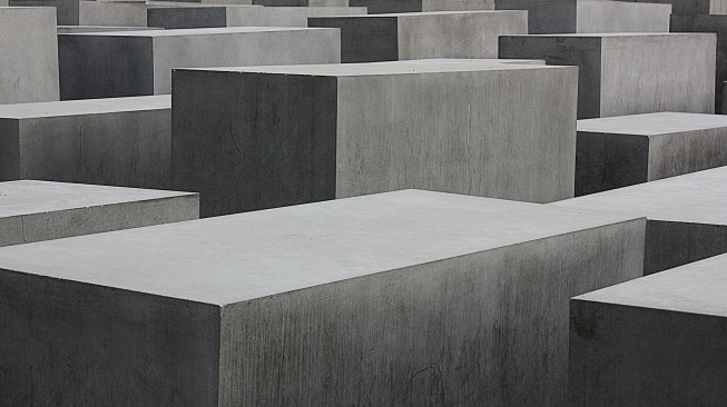 Holocaust Memorial (Pixabay/Kalahari)