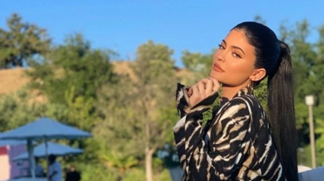 Sekali Posting Instagram, 10 Seleb Ini Mendapatkan Uang hingga Rp 7 Miliar!