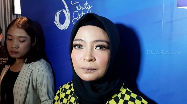 Tantri Cuek Lagu Baru Kotak Dituding Dompleng Citayam Fashion Week: Sama-Sama Bawa Brand Lokal