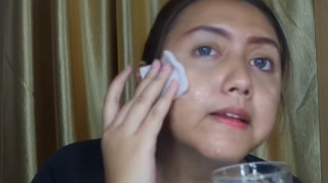 Bahan masker wajah menghilangkan belang dan kecantikan wajah.  (Youtube/KHANSAMANDA)