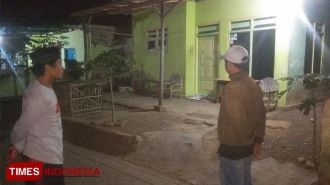 Warga Banyuwangi Kembali Dihantui Teror Gedor Pintu Misterius