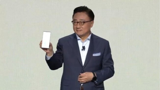 Head of IT & Mobile Communication (IM) Division Samsung, DJ Koh saat membuka acara peluncuran Samsung Galaxy Note 10 di New York, AS, Kamis (8/8/2019) dini hari WIB. [Screenshot Live Streaming @Samsung.com]