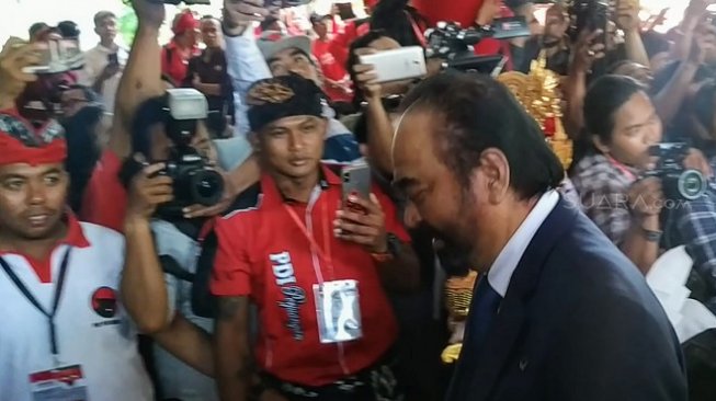 Megawati Cuek dengan Surya Paloh, PDIP: Hubungan Mereka Baik-baik Saja