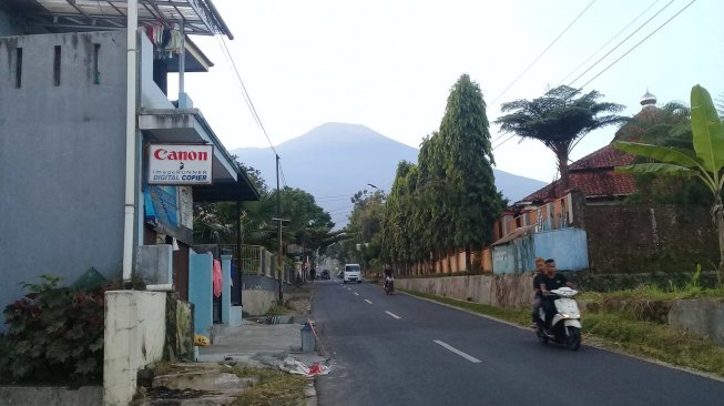 Status Gunung Slamet Waspada, Masyarakat Diminta Tak Terpancing Hoaks
