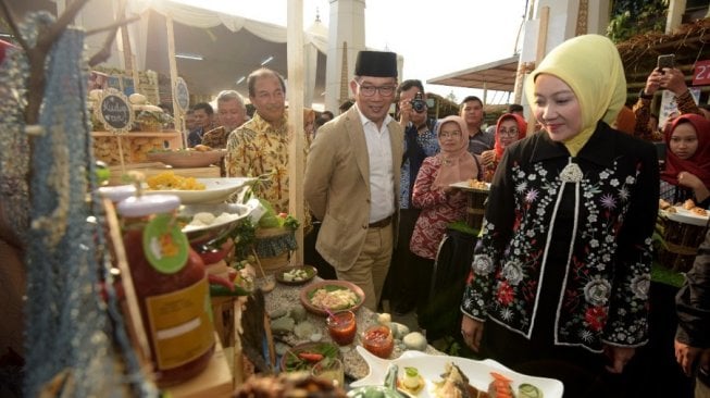 Ketua Forikan (Forum Peningkatan Konsumsi Ikan) Jabar, Atalia Praratya Kamil, dalam "Festival Keanekaragaman Makanan Olahan Berbasis Lokal", di Trans Studio Mall, Kota Bandung, Jabar, Kamis (8/8/2019). (Dok : Pemdaprov Jabar)