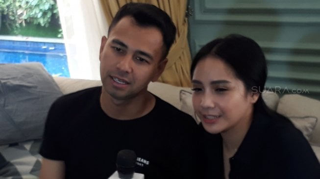 Raffi Ahmad Belum Tahu Jenis Kelamin Anak Kembar Syahnaz Sadiqah, Kok?