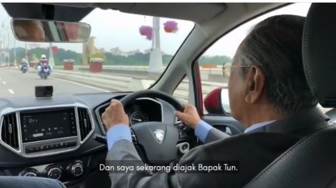 Komentar Presiden Joko Widodo atas keandalan Dr M [Instagram: jokowi].