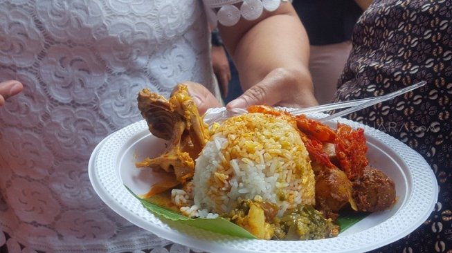 Festival kuliner Sumatera [Suara.com/Vessy]