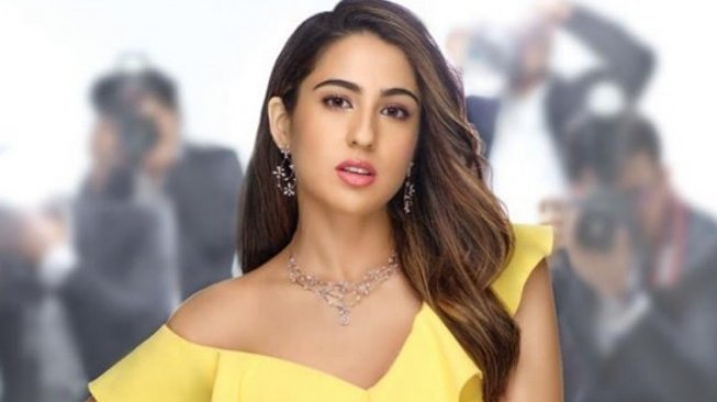 Digebet Sara Ali Khan, Vijay Deverakonda Hanya Kasih Balasan Singkat: Lucu!