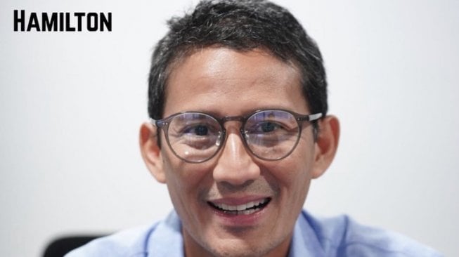 Sandiaga gelar polling memilih kacamata