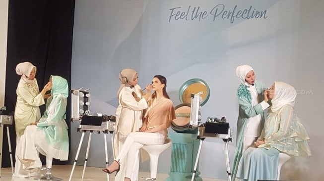 3 MUA Ternama Berbagi Tutorial Make Up Look yang Wajib Kamu Coba