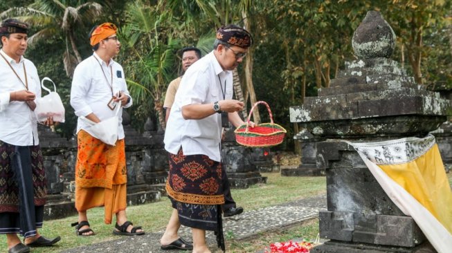 Sambut 74 Tahun RI, BI Bali Tabur Bunga di TPB Margarana