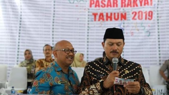 Tingkatkan Kunjungan ke Pasar Tradisional, Pemkot Madiun Bagi Sepeda Motor