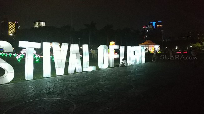 Festival of Lights Monas sambut HUT RI ke-74harid hingga 23 Agustus 2019 [Suara.com/Fakhri Fuadi M].