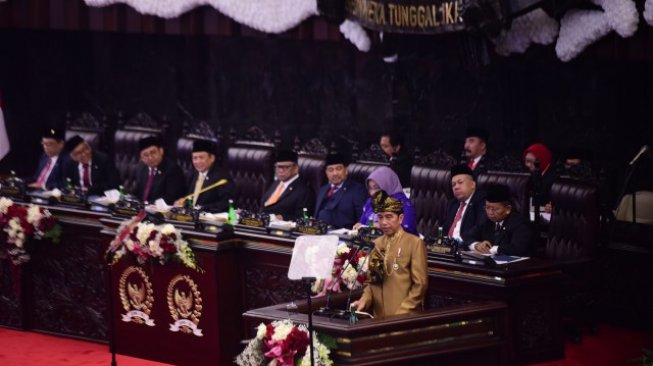 Presiden Jokowi : Persaingan Makin Tajam dan Perang Dagang Memanas