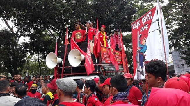 Rekan Ditahan, Buruh yang Demo Dekat Sidang MPR Ancam Ini ke Polisi