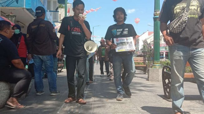 Guiding Block Kerap Disalah Guna, Penyandang Tuna Netra di Malioboro Protes