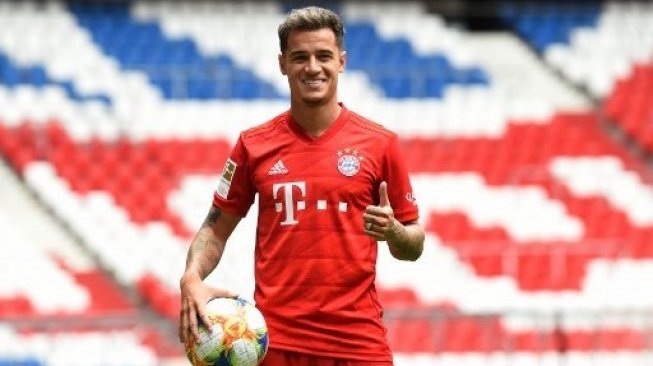 Pemain Brasil Philippe Coutinho diperkenalkan sebagai pemain baru Bayern Munich setelah dipinjam dari Barcelona. Christof STACHE / AFP