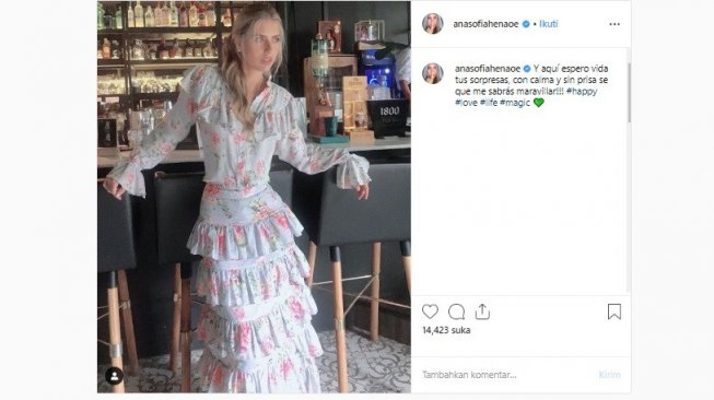  Catherine Zeta-Jones (Instagram)