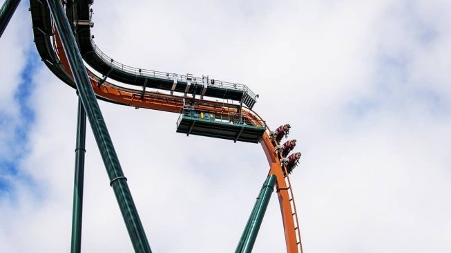 Roller Coaster Tercuram di Dunia (instagram.com/canadaswonderland)