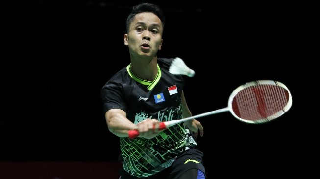 Pebulutangkis tunggal putra Indonesia, Anthony Sinisuka Ginting, memenangi babak kedua Kejuaraan Dunia Bulutangkis 2019 usai menekuk wakil Inggris, Toby Penty, Selasa (20/8). [Humas PBSI]