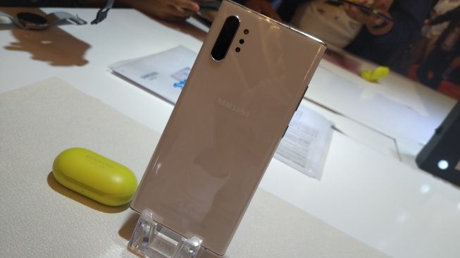 Samsung Galaxy Note 10 dan Galaxy Note 10 Plus diluncurkan di Jakarta, Rabu (21/8/2019). [Suara.com/Tivan Rahmat]
