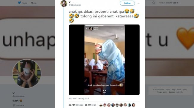 Gunakan Properti Lab, Begini Kocaknya Kelakuan Anak IPS