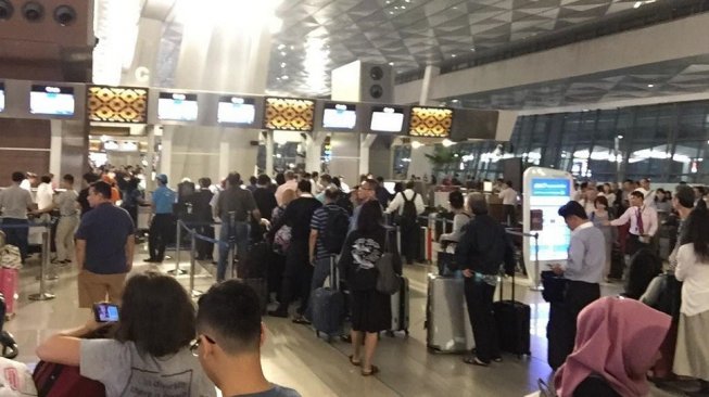 Tiga Penerbangan Internasional Delay Akibat Gangguan Sistem IT T3 Soetta