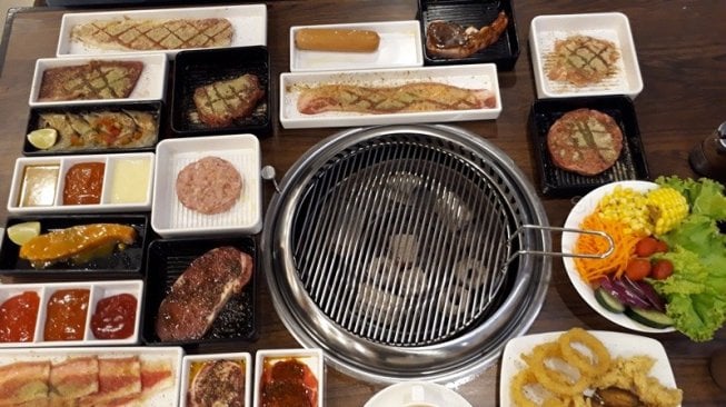 Steak 21 Hadirkan Konsep BBQ dengan Daging Super Tebal