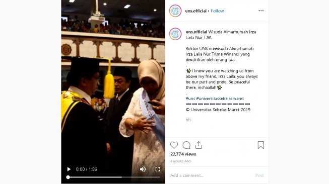 Orang tua Irza Laila mewakili wisuda anaknya di UNS - (Instagram/@uns.official)