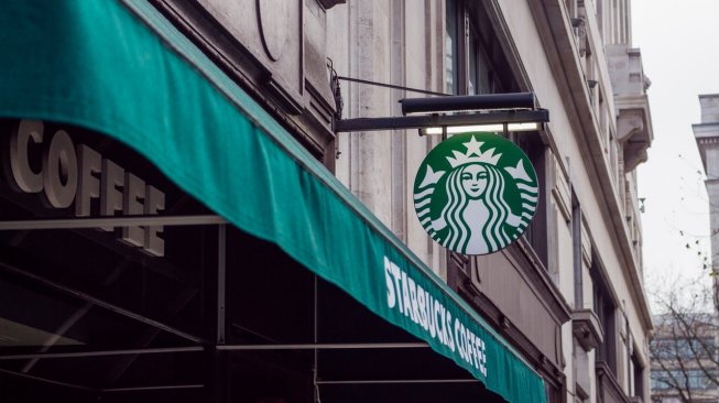 Dua Gerai Starbucks di China Didenda Rp3 Miliar, Ini Sebabnya
