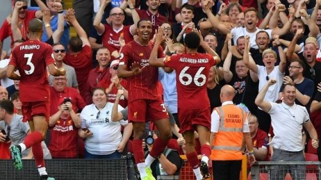 Joe Matip Buat Liverpool Ungguli Arsenal di Babak I