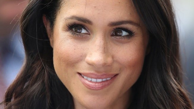 Freckles Meghan Markle [hellomagazine]