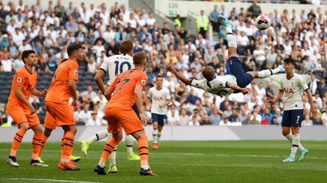 Tottenham Hotspur kalah tipis 1-0 saat menjamu Newcastle United di Tottenham Hotspur Stadium, Minggu (25/8/2019) malam WIB.