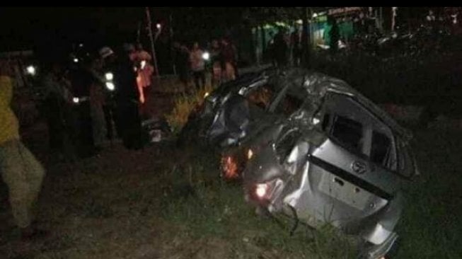 Avanza Tertabrak Kereta di Cilacap, Calon Pengantin Tewas Jelang Pernikahan