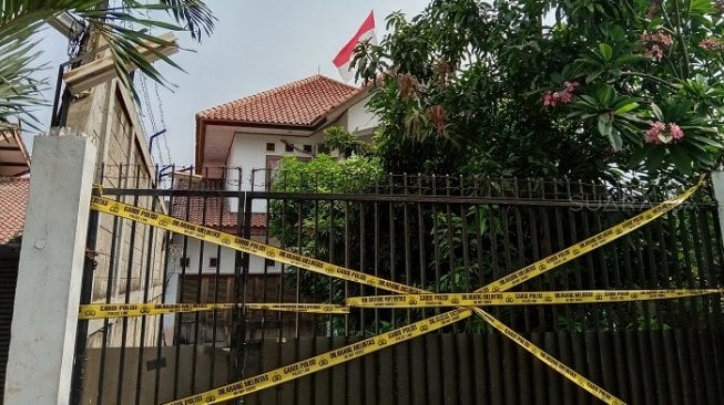 Penampakan rumah Edi Chandra Purnama alias Pupung Sadili--korban pembunuhan-- di kawasan Lebak Bulus, Jakarta Selatan. (Suara.com/Arga).