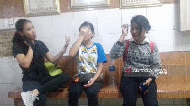 Angkut 3 Penumpang ABG, Sopir Angkot Ugal-ugal Seruduk Rumah Warga