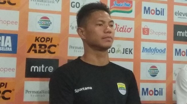 Pemain belakang Persib Bandung, Achmad Jufrianto. [Suara.com/Aminuddin] 