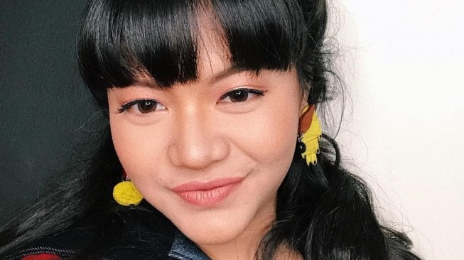 5 Potret Terbaru Amel Carla, Makin Kurus dan Tirus