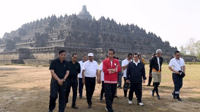 Rapat di Borobudur, Jokowi Instruksikan Percepatan 4 Destinasi Wisata