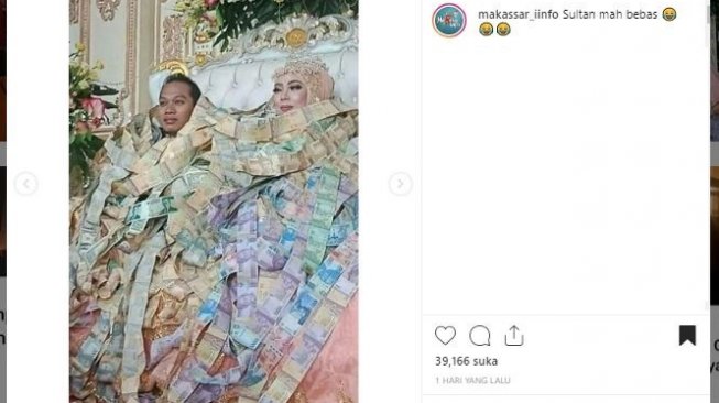 Pengantin berselimut uang kertas. (Instagram/@makassar_iinfo)
