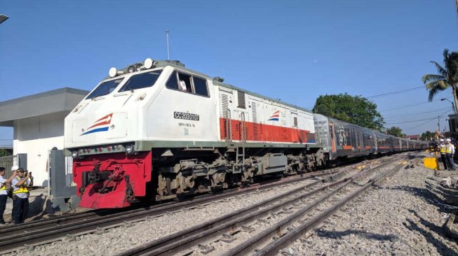 Jalur Kereta Cianjur-Cipatat Kembali Aktif, Warga Bogor Tak Perlu ke Gambir