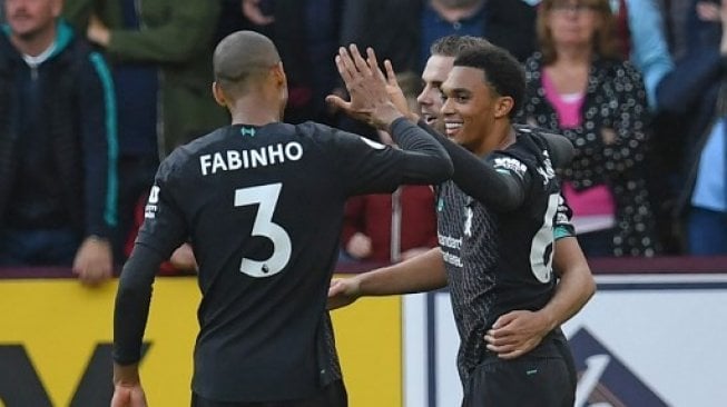 Pernah Tumbang oleh Napoli, Alexander-Arnold Waspadai Pemain Ini