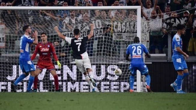 Dramatis, Juventus Kalahkan Napoli Berkat Gol Bunuh Diri Koulibaly