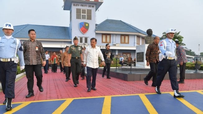 Wakil Presiden Jusuf Kalla (JK) bertolak ke Aceh. (Suara.com/Ria Rizki)