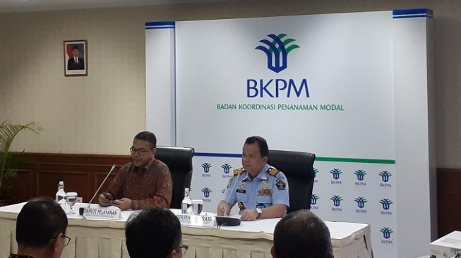 Deputi Bidang Pelayanan Penanaman Modal BKPM Husen Maulana di Kantor BKPM Pusat, Jalan Gatot Subroto, Jakarta, Senin (2/9/2019). (Suara.com/Achmad Fauzi)